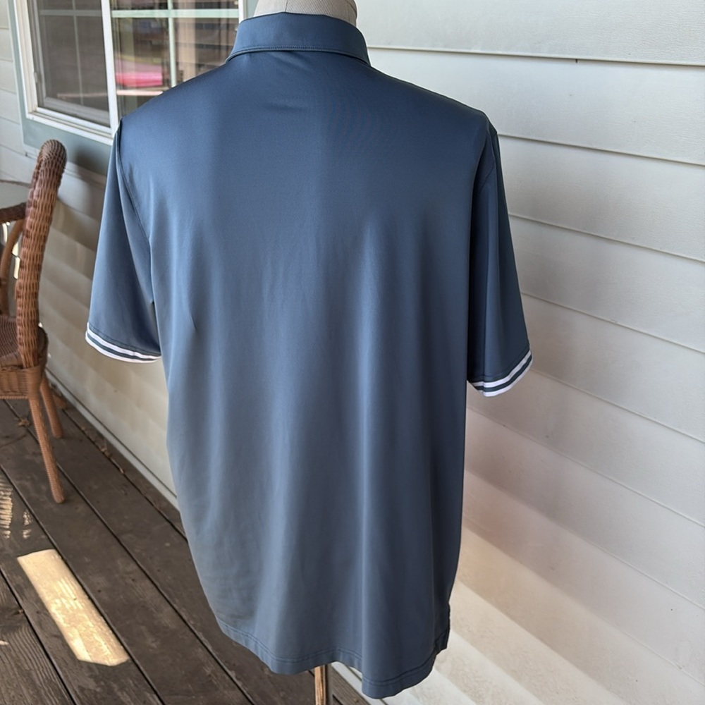 Puma Men's Blue/light gray and Pink Striped Polo Shirt. XL. Great condition. - Picture 4 of 5